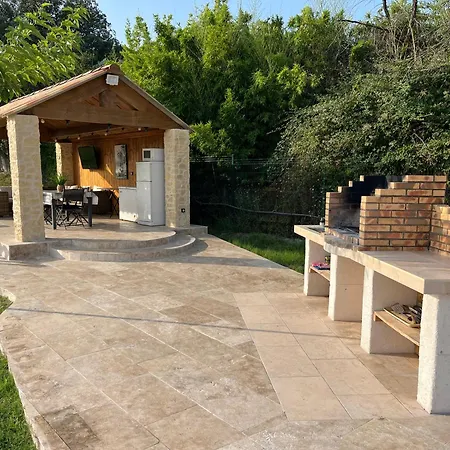 Terrain Avec Mobil-home Campsite